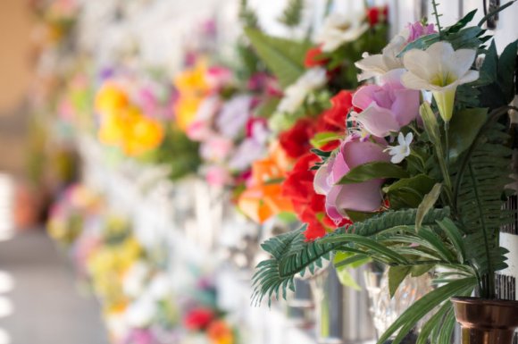 Vente de composition florale pour columbarium à Saint-Amour  